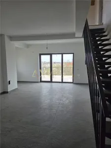 Vanzare apartament 3 camere - foto 19