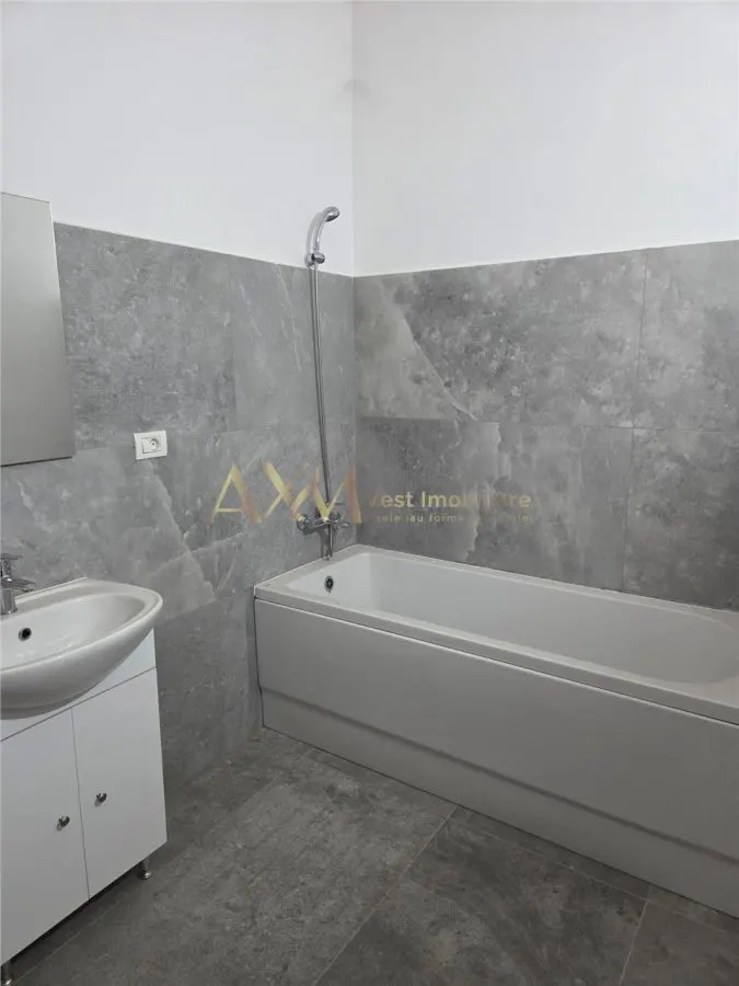 Vanzare apartament 3 camere - foto 4
