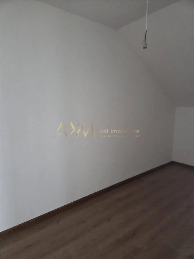 Vanzare apartament 3 camere - foto 5