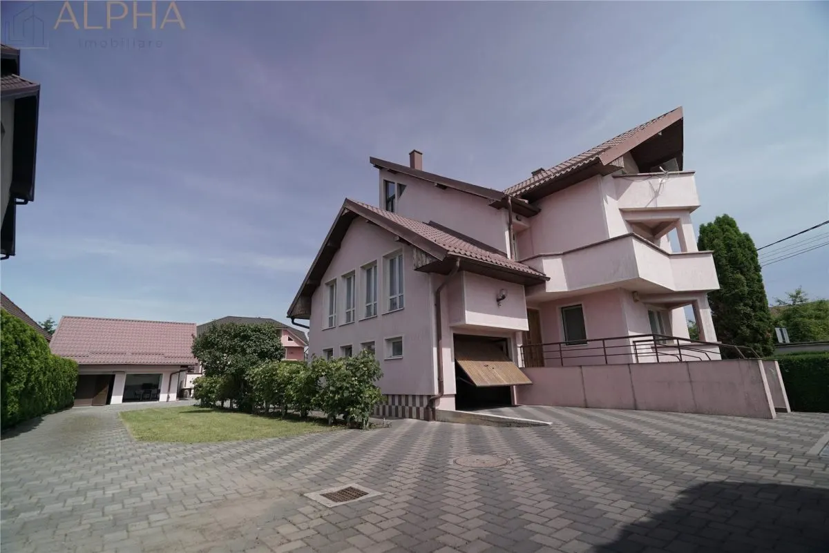 Vila eleganta cu piscina, teren generos si finisaje de calitate - foto 2