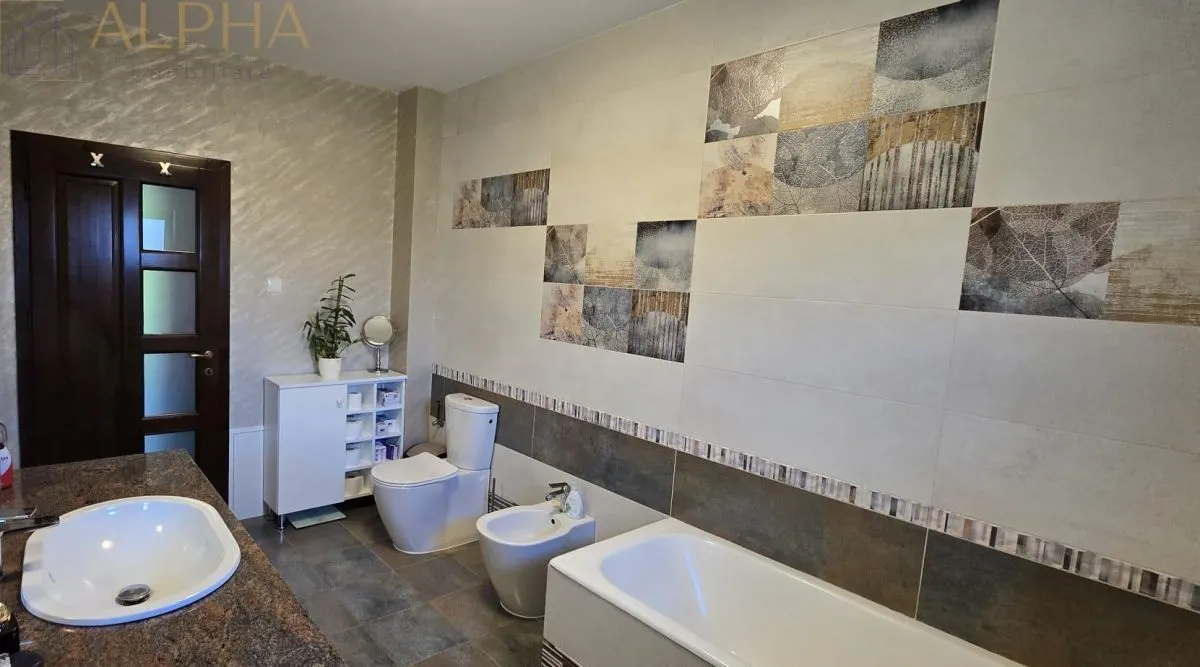 Casa moderna de vanzare cu finisaje premium â€“ Zona Str Ghinzii, Bistrita - foto 10
