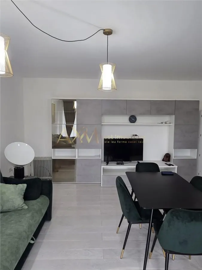 Vanzare apartament 2 camere - foto 3