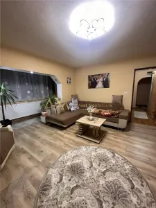 Vanzare apartament 3 camere - foto 24