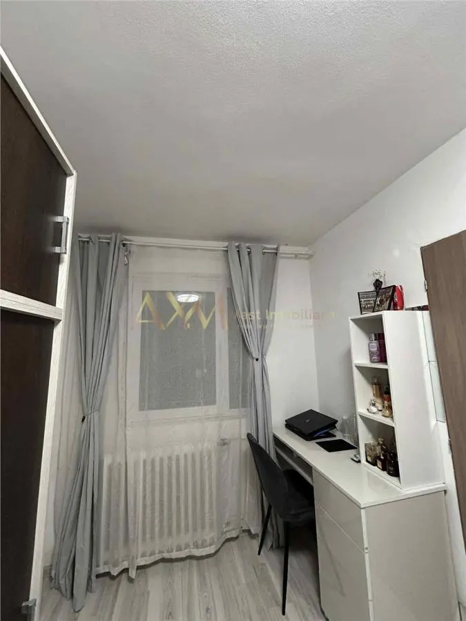 Vanzare apartament 2 camere - foto 3