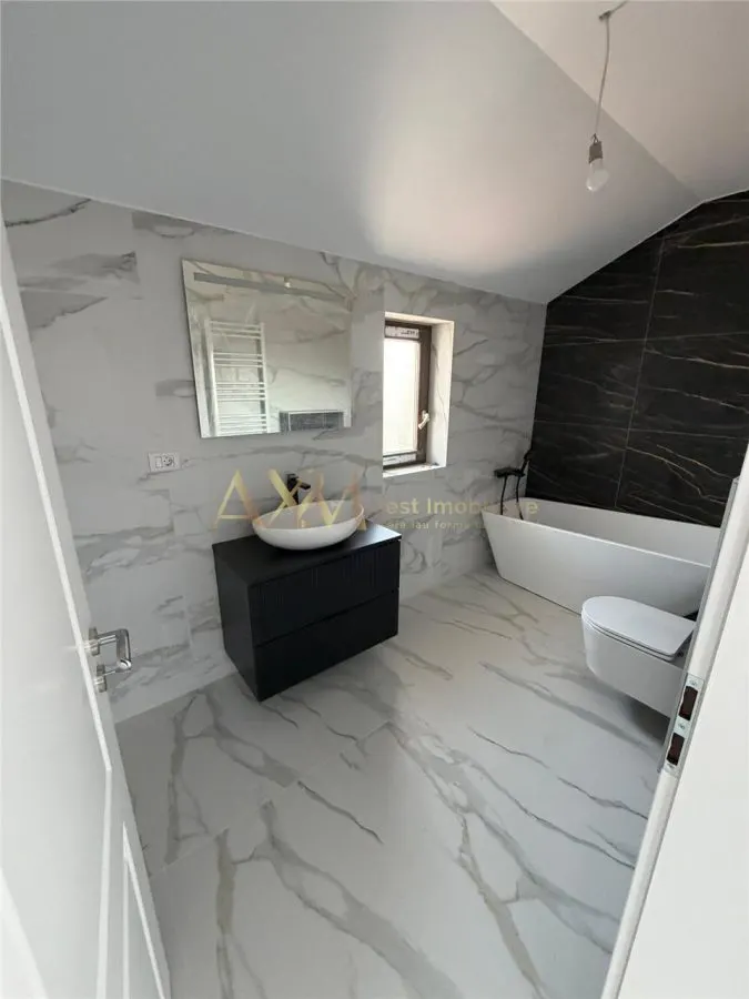 Inchiriere casa 4 camere Giroc - foto 11