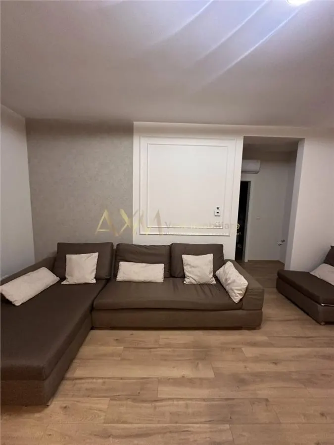 Inchiriere apartament 2 camere - foto 11