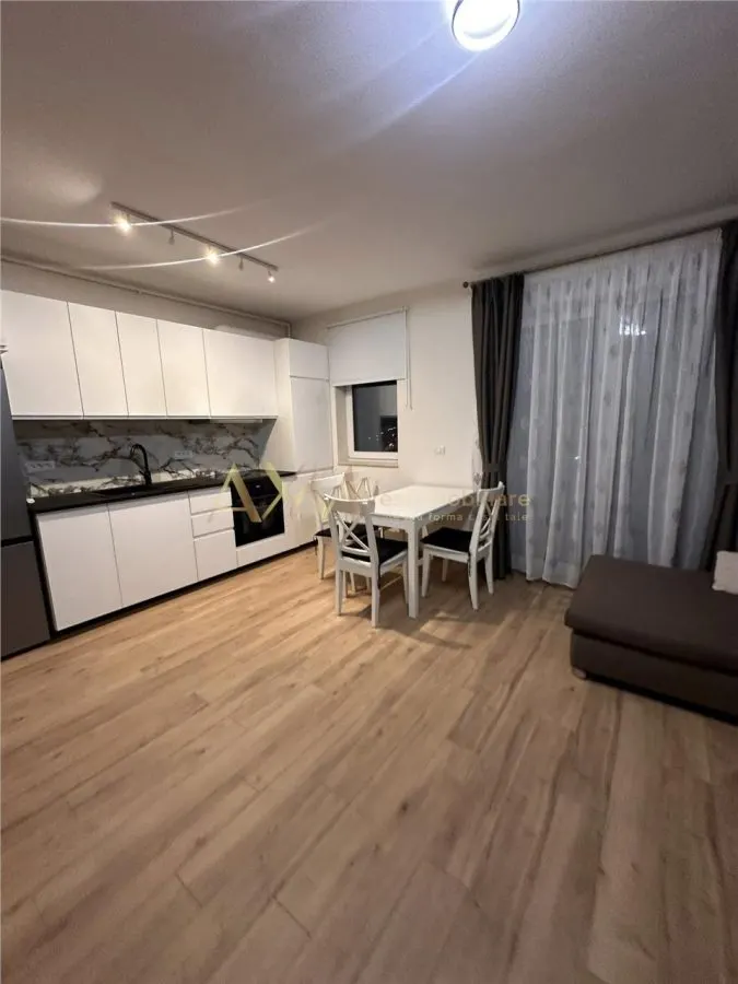 Inchiriere apartament 2 camere - foto 17