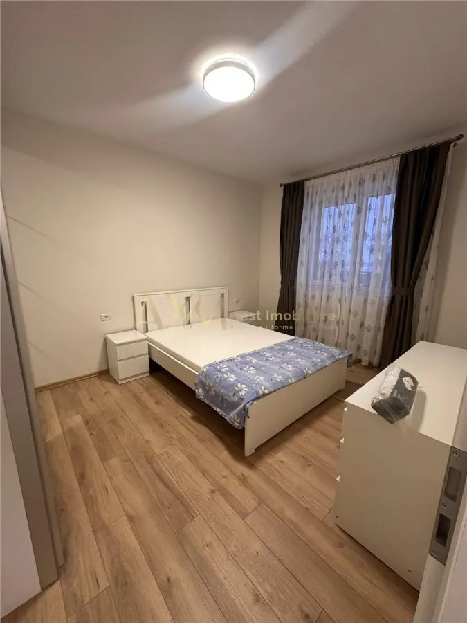 Inchiriere apartament 2 camere - foto 19
