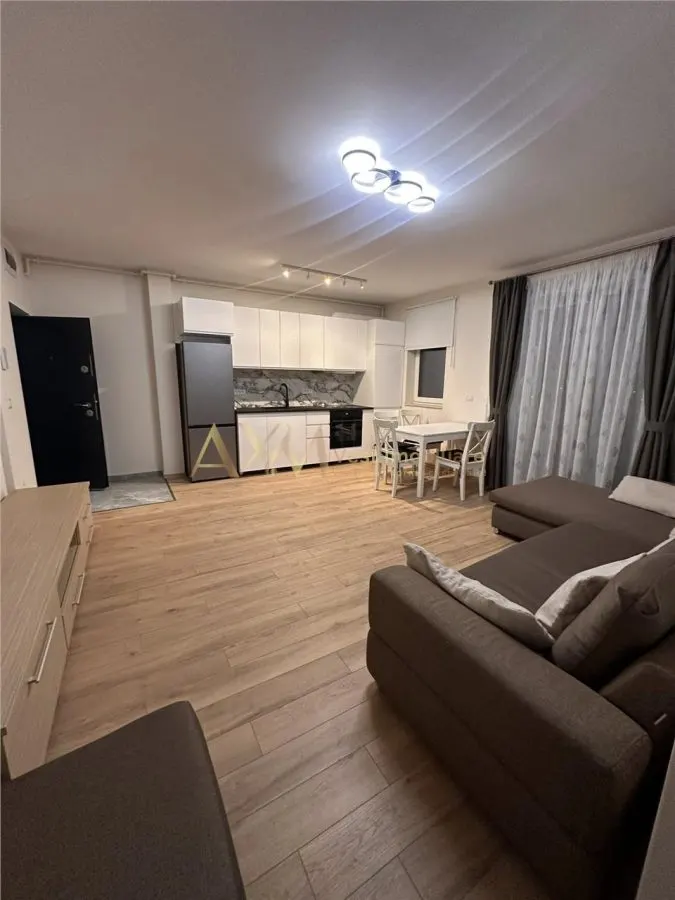 Inchiriere apartament 2 camere - foto 22