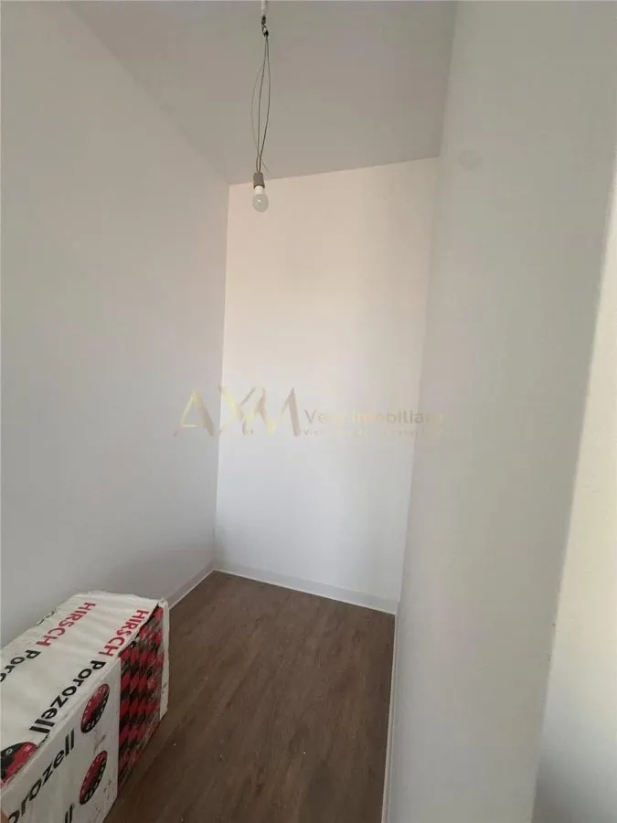 Vanzare apartament 2 camere - foto 13