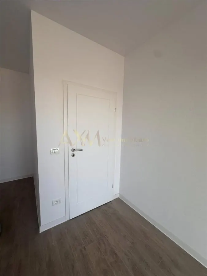 Vanzare apartament 2 camere - foto 15