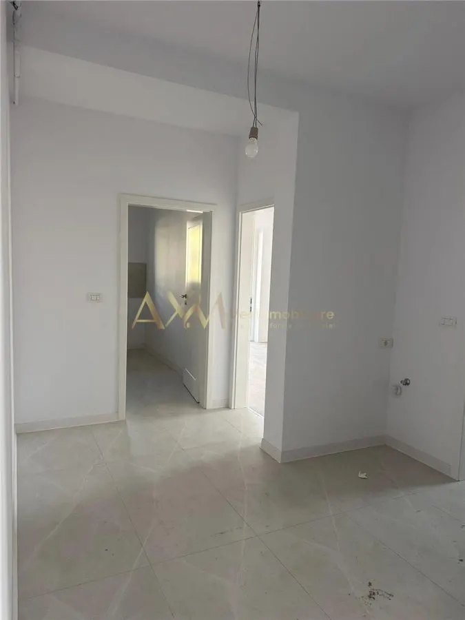 Vanzare apartament 2 camere - foto 16