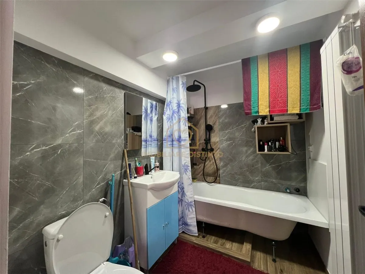 Apartament cu 3 camere Babes - foto 4