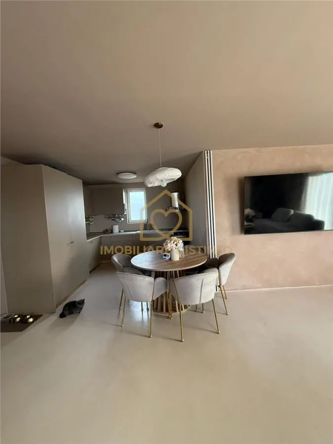 Casa deosebita cu 3 camere 7,5 ari - foto 10