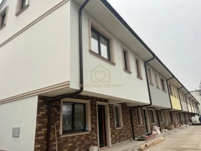 Casa in complex de case insiruite cu 5 camere - Baia Mare