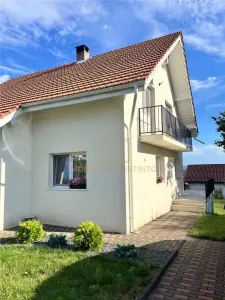 Casa cu 4 camere si garaj - Baia Mare