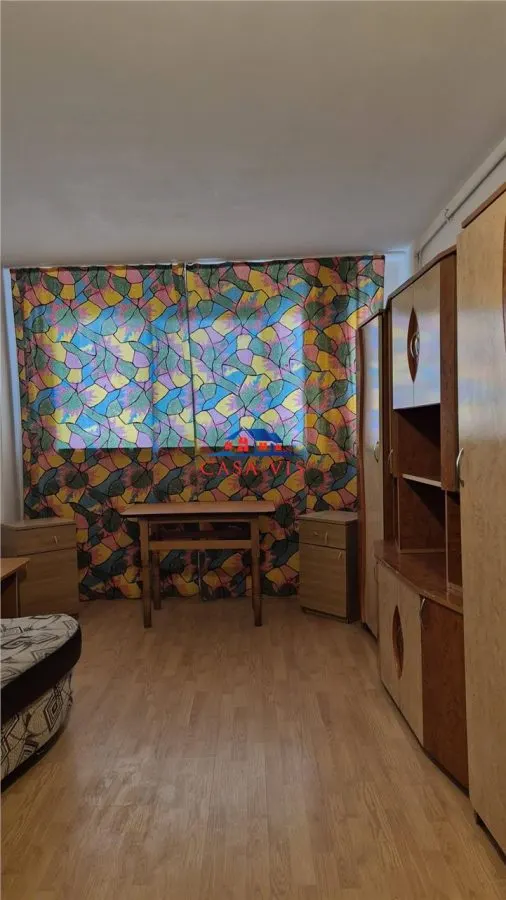 Garsoniera in Onesti 0742 801 123, parter, 19500 euro - foto 1