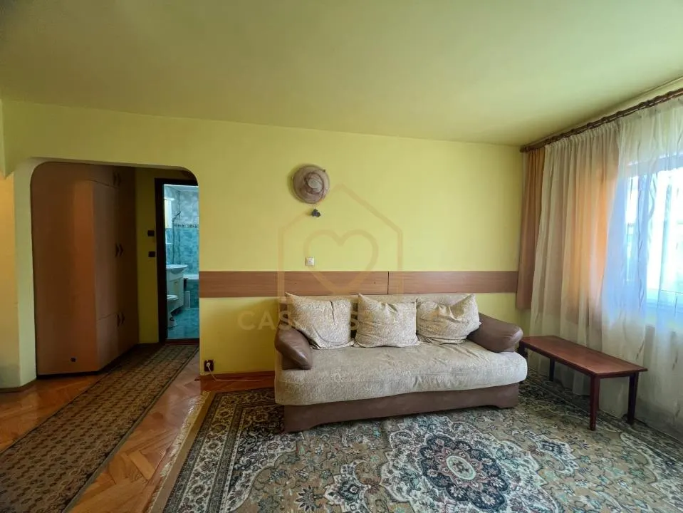 Apartament cu 4 camere Ultracentral - foto 3