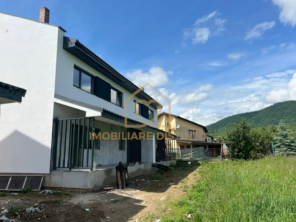 Duplex in livada cu 5 camere - foto 1