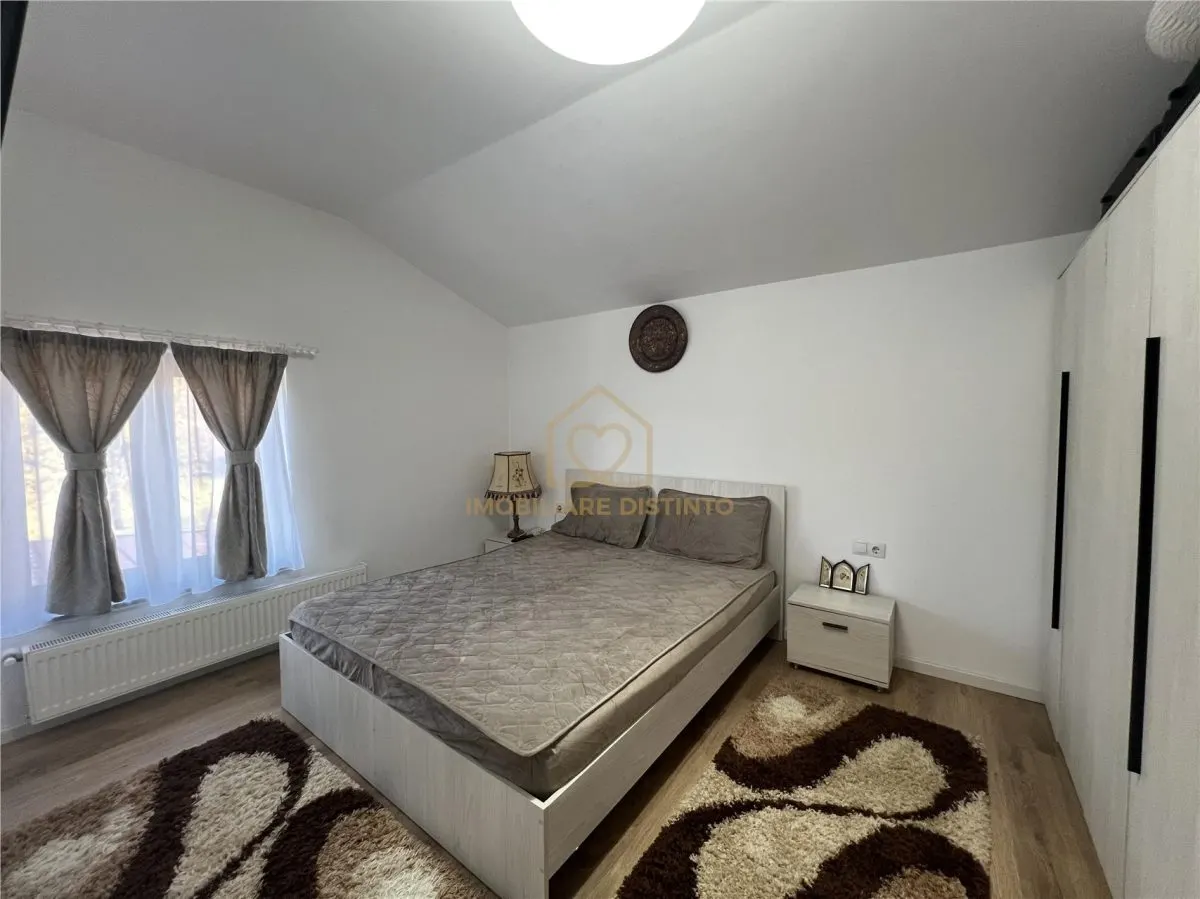 Casa si garaj cu 4 camere - foto 17