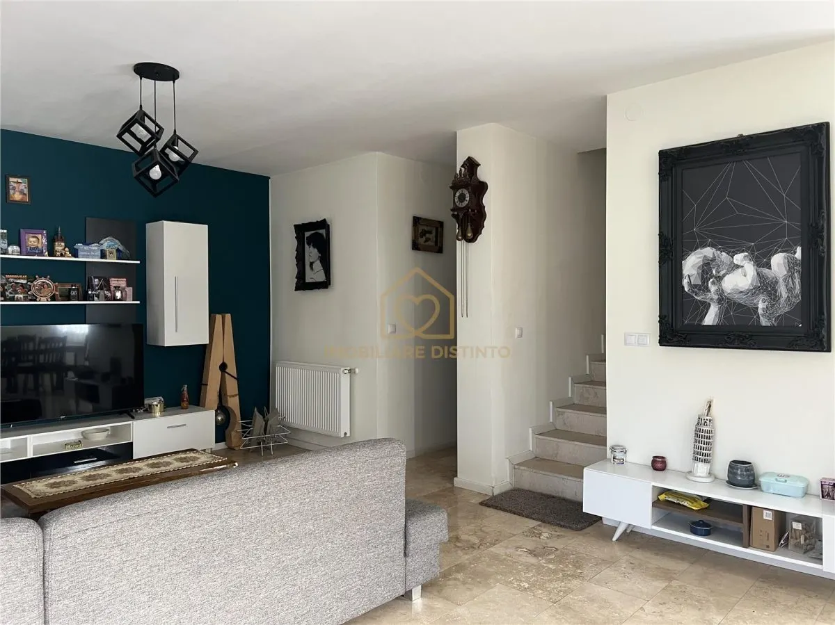 Casa si garaj cu 4 camere - foto 9