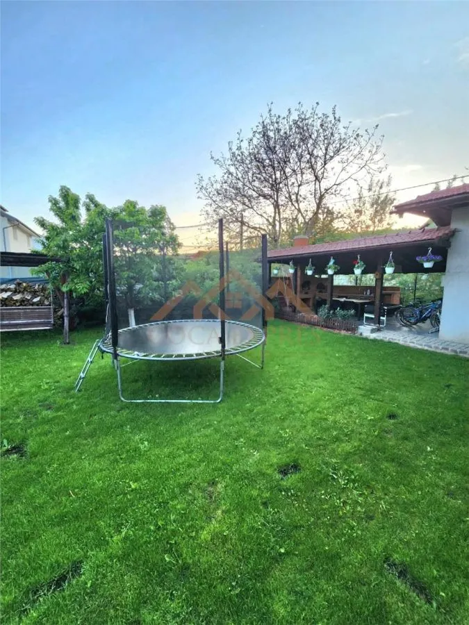 Villa de Vanzare / Proprietate Exclusiva in Zona Centrala a Zalaului - foto 19