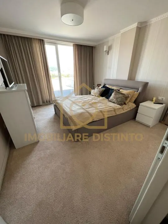 Penthouse de lux cu 6 camere, 3 locuri de parcare, zona Europa - foto 16
