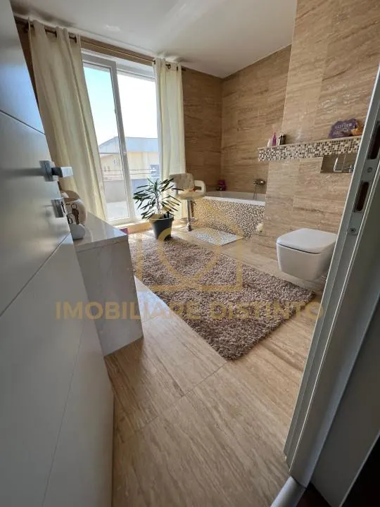Penthouse de lux cu 6 camere, 3 locuri de parcare, zona Europa - foto 10
