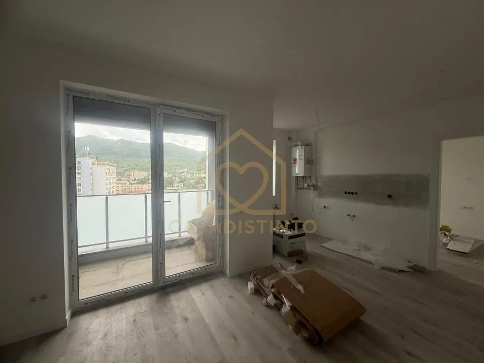 Apartament cu 3 camere finisat zona Cosbuc - foto 5