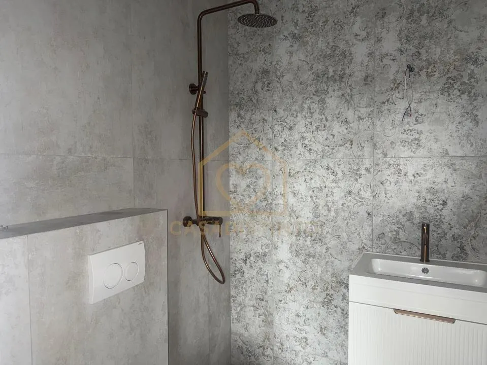 Apartament cu 3 camere finisat zona Cosbuc - foto 8