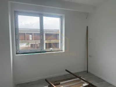 Apartament cu 3 camere finisat zona Cosbuc - foto 9