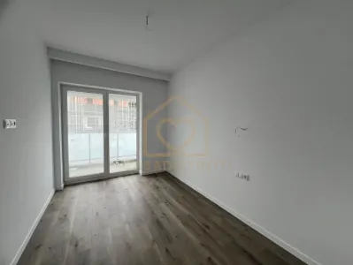 Apartament cu 3 camere zona Catedrala Bloc Nou - foto 15