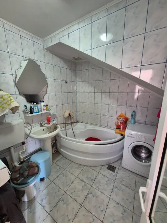 170mp utili Vila P+1+M , 5 Cam caramida Chercea - foto 9