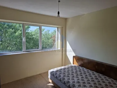 3 camere DECOMANDAT, 67 mp, 2 bai, Viziru 1 - Pistruiatu - foto 2