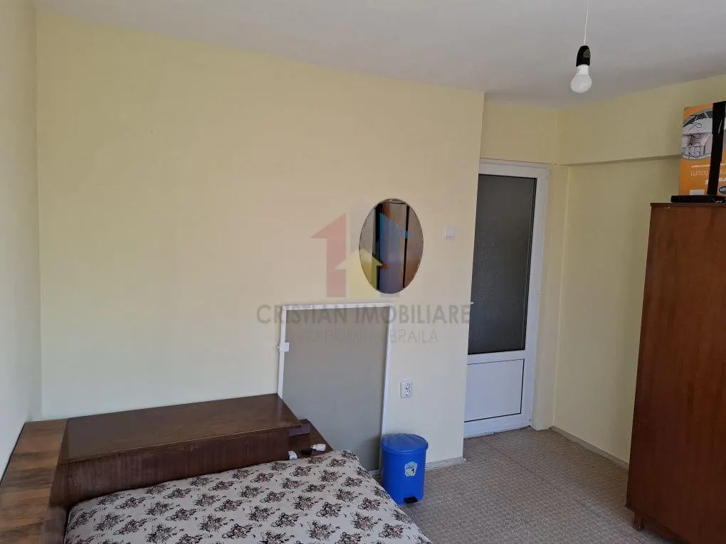 3 camere DECOMANDAT, 67 mp, 2 bai, Viziru 1 - Pistruiatu - foto 3
