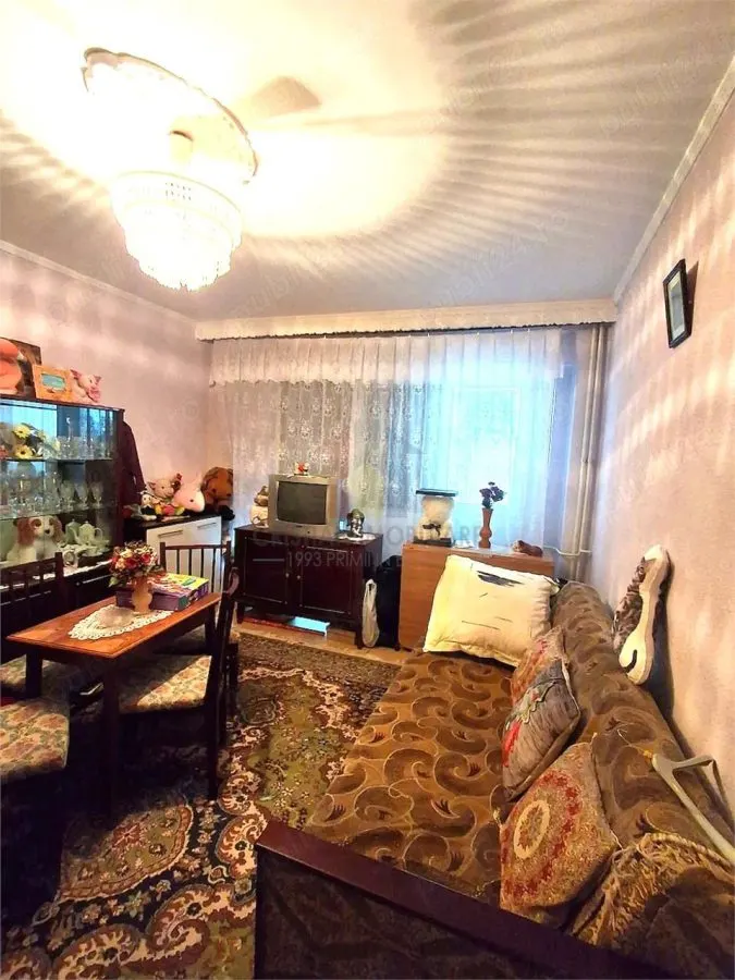 Ap  2 cam, conf 1, decomandat, Vidin, etaj 3, LIBER - foto 1