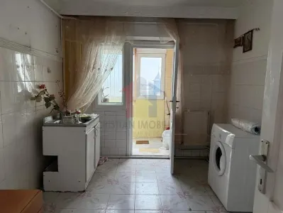 Posibilitate RATE! 2 camere, etaj 3, Vidin, balcon de 7m - foto 5