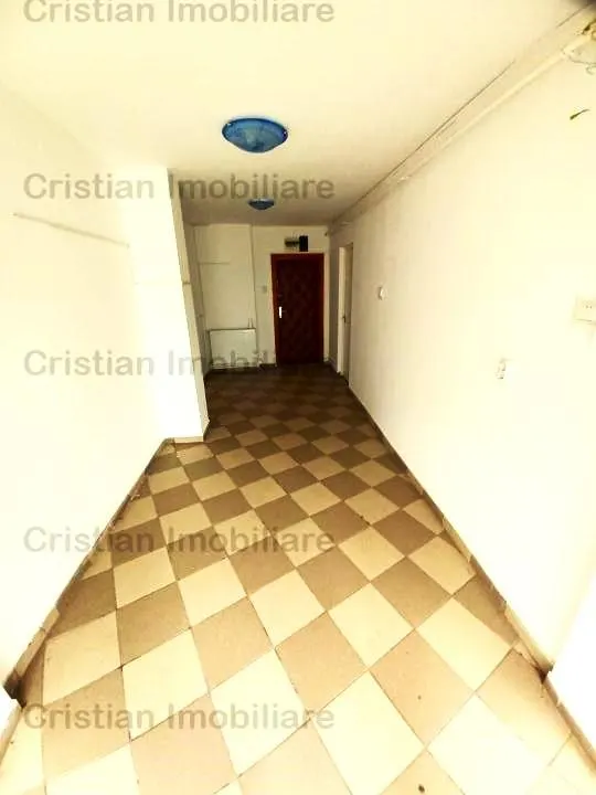 Spatiu comercial 57 mp, POZITIE EXCELENTA, Garii - foto 5