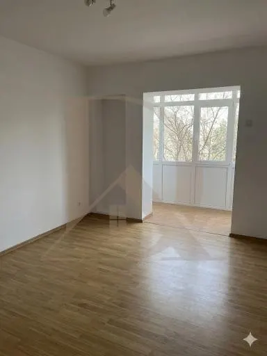 Centru - Bd Stefan cel Mare ,apartament 2 camere 42 mp - foto 1