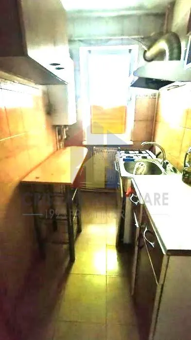 Vand apartament 2 camere zona apollo - foto 4