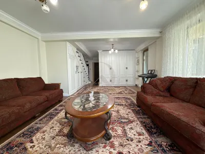 Apartament tip vila , 120 mp , zona Palas - Iasi