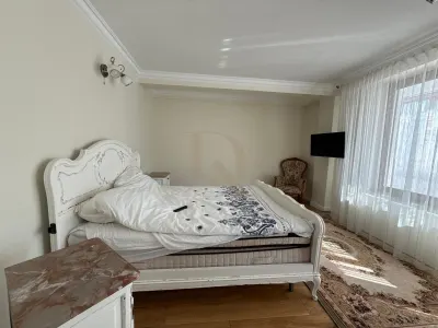Apartament tip vila , 120 mp , zona Palas - foto 11