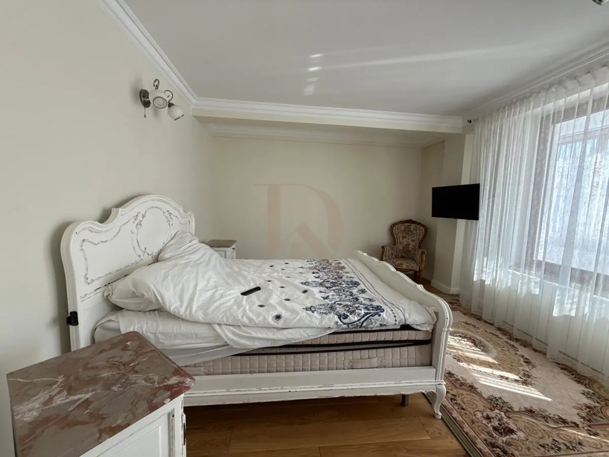 Apartament tip vila , 120 mp , zona Palas - foto 11