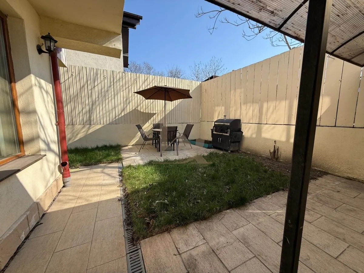 Apartament tip vila , 120 mp , zona Palas - foto 6