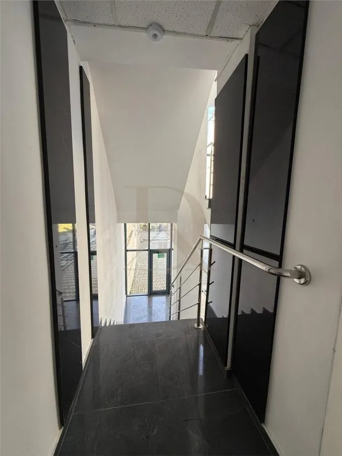 Ultracentral Spațiu birouri 107 mp - foto 12
