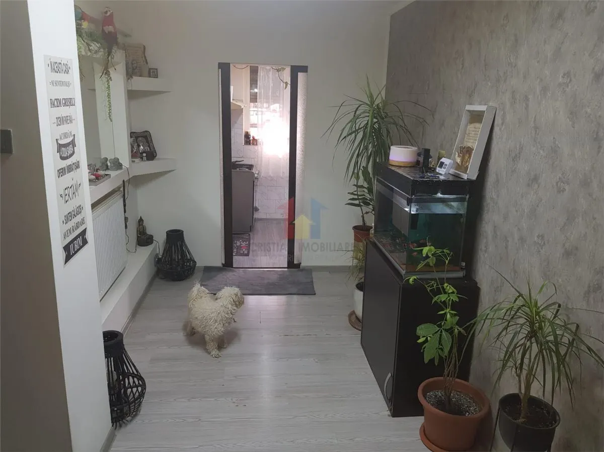 2 camere, decomandat, parter cu balcon, Mobilat si Utilat, Dorobantilor - foto 3