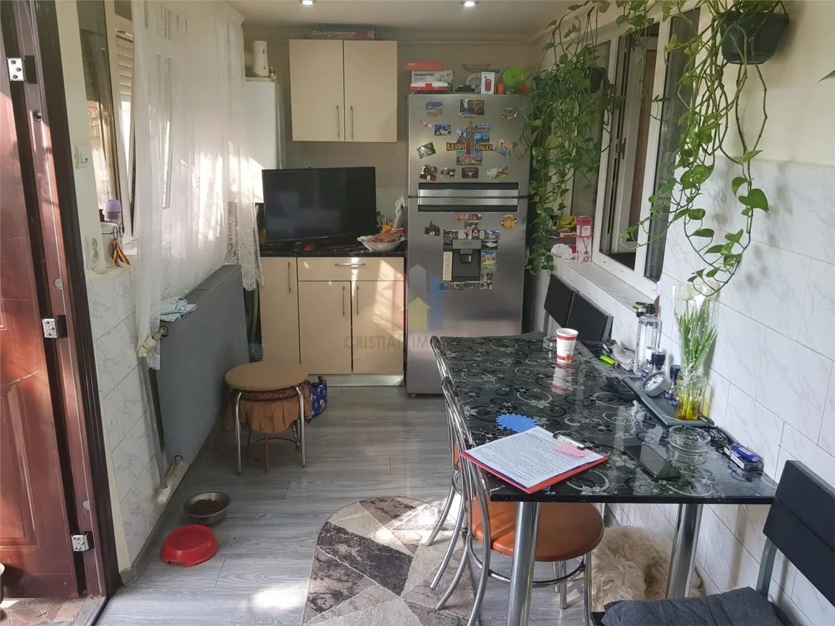 2 camere, decomandat, parter cu balcon, Mobilat si Utilat, Dorobantilor - foto 7