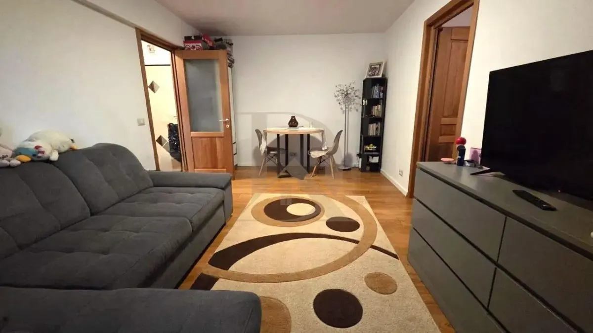 Centru Piata Unirii , apartament 2 camere , vedere spre Piata - foto 2