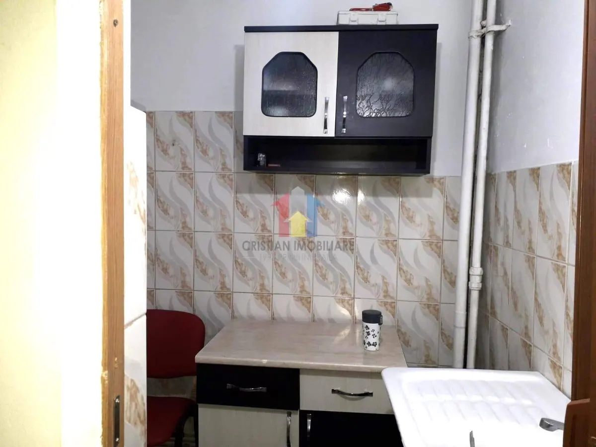 Garsoniera Dorobanti etaj 2, confort I, utilata si mobilata - foto 4