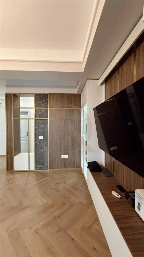 Copou 3 camere 105 mp + garaj 50 mp, mobilat premium, bloc nou - foto 24